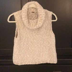 Free People cow neck sleeveless sweater size small